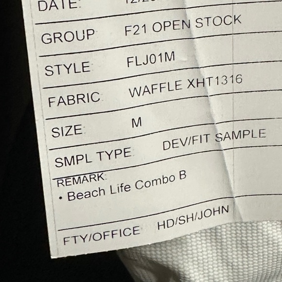 Breaking Waves Palm Print One-Piece Swimsuit – Size M – New with tag. - Picture 9 of 15